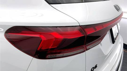 2025 Audi Q6 e-tron WA124BGF9SA028454