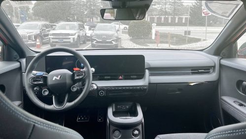 2025 Hyundai IONIQ 5 KM8KNDA84SU005036