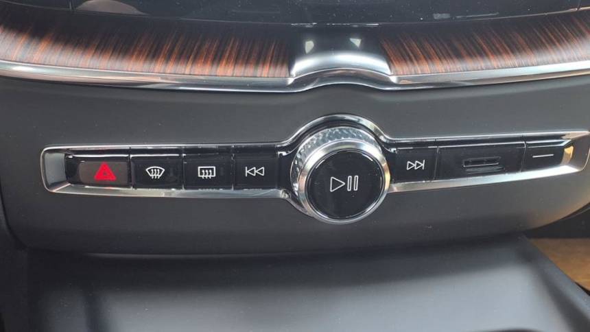 2025 Volvo XC60 YV4H60RC2S1208843
