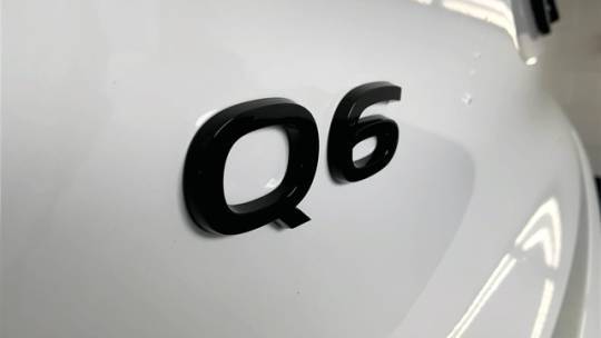 2025 Audi Q6 e-tron WA124BGFXSA024543