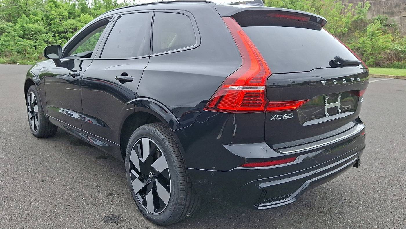 2025 Volvo XC60 YV4H60RC6S1204228