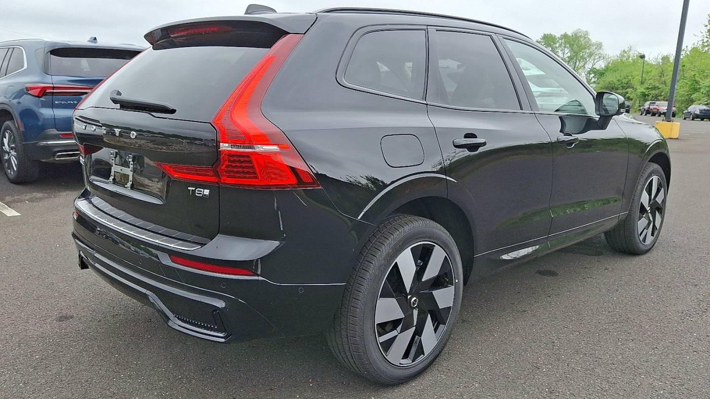 2025 Volvo XC60 YV4H60RC6S1204228