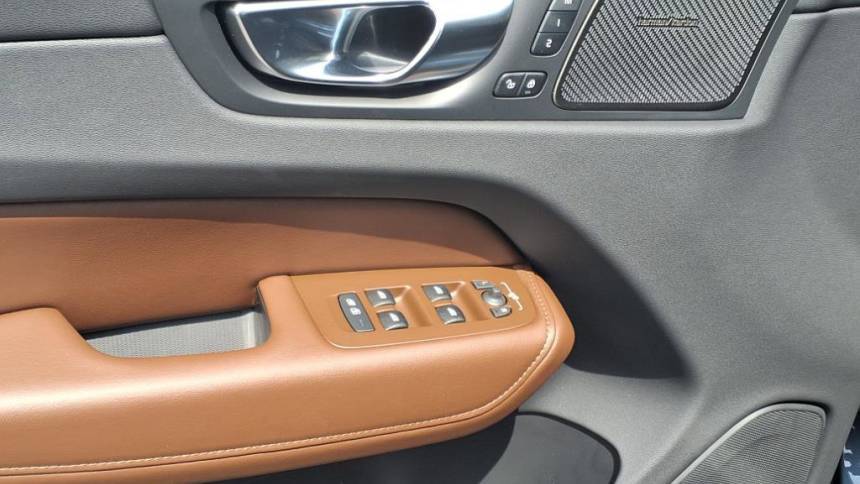 2025 Volvo XC60 YV4H60RC2S1208843