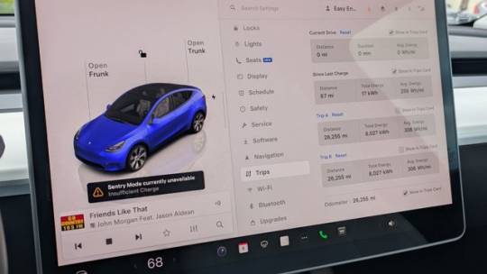2023 Tesla Model Y 7SAYGDEEXPF624400