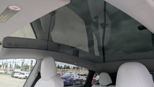 2023 Tesla Model Y 7SAYGDEEXPF624400