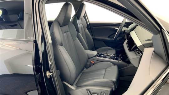 2025 Audi Q6 e-tron WA124BGF4SA030712