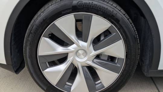 2023 Tesla Model Y 7SAYGDEEXPF624400