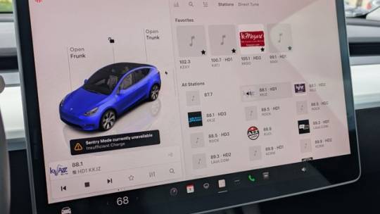 2023 Tesla Model Y 7SAYGDEEXPF624400