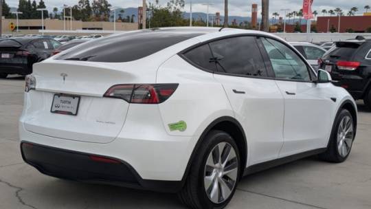 2023 Tesla Model Y 7SAYGDEEXPF624400