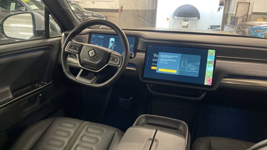 2025 Rivian R1S 7PDSGBBA2SN062472