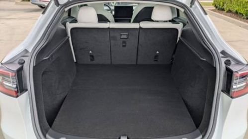 2023 Tesla Model Y 7SAYGDEEXPF624400