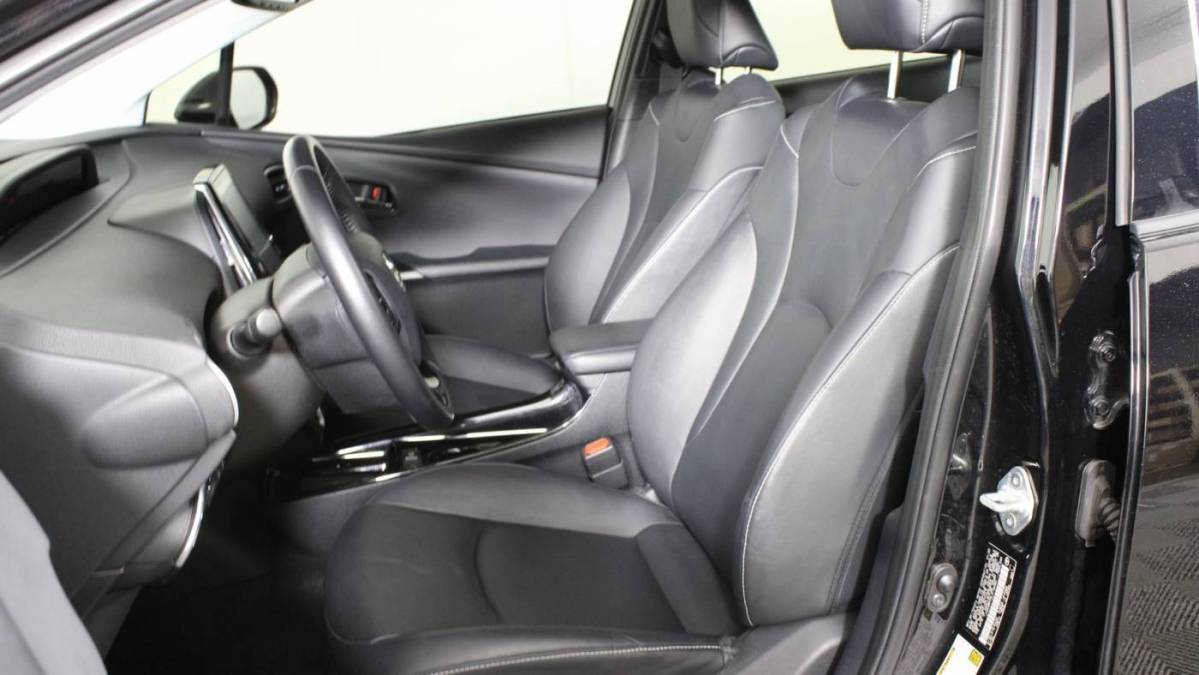 2020 Toyota Prius Prime - Images - 14