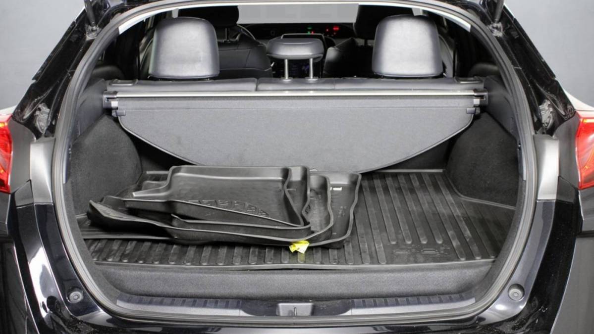2020 Toyota Prius Prime - Images - 17