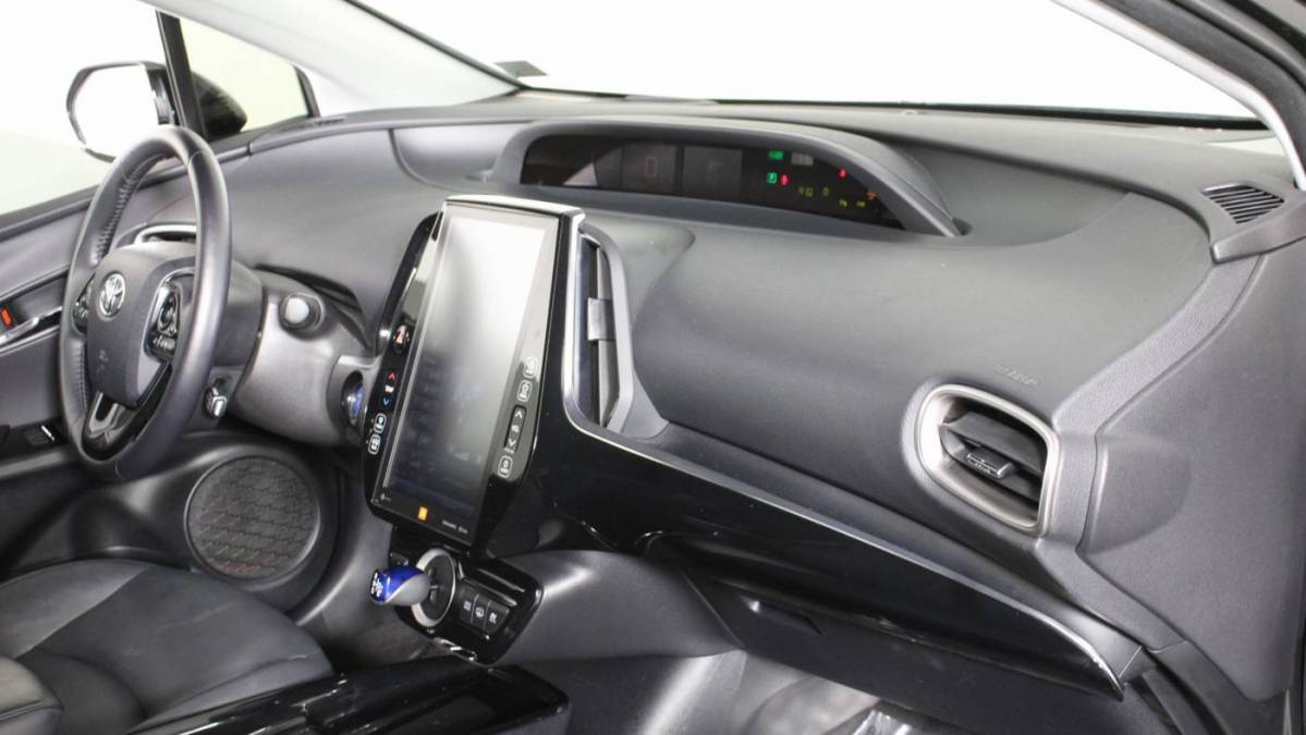 2020 Toyota Prius Prime - Images - 19