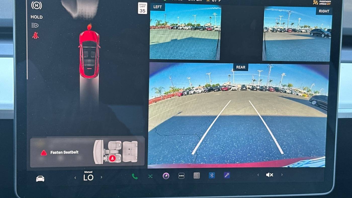 2024 Tesla Model Y 7SAYGDEF1RF058932