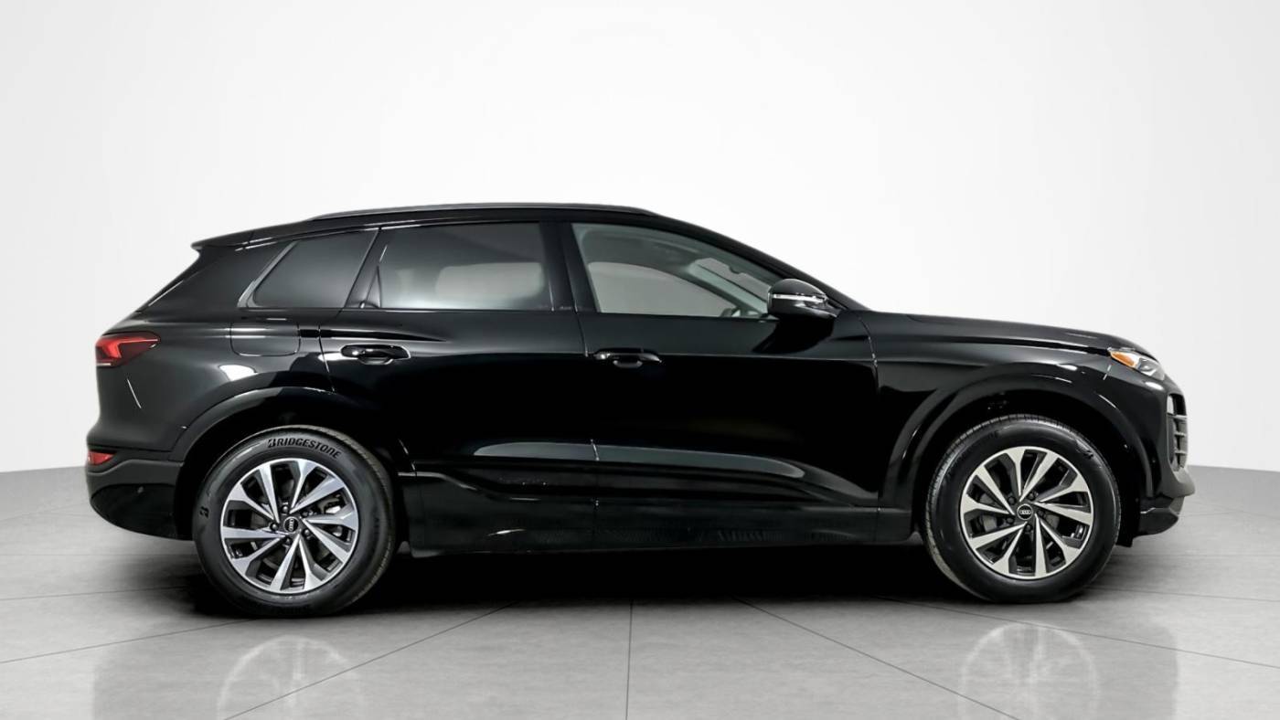 2025 Audi Q6 e-tron WA114BGF4SA016658