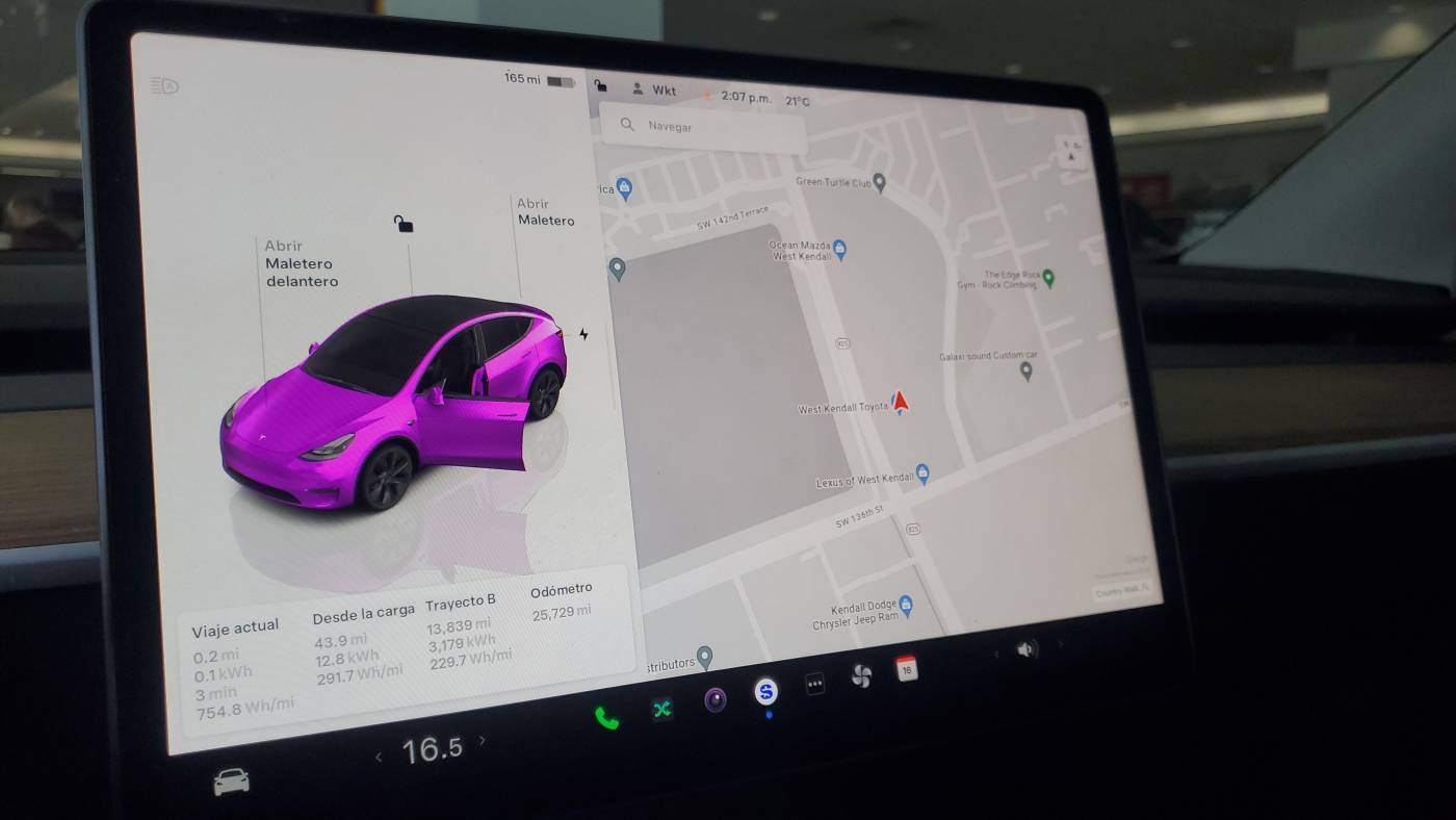2024 Tesla Model Y 7SAYGDEE5RA319046