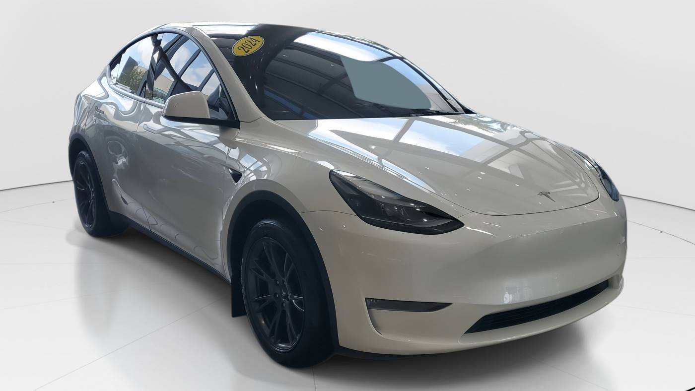 2024 Tesla Model Y 7SAYGDEE5RA319046