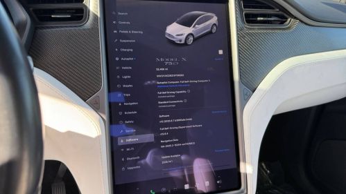 2018 Tesla Model X 5YJXCDE21JF136292