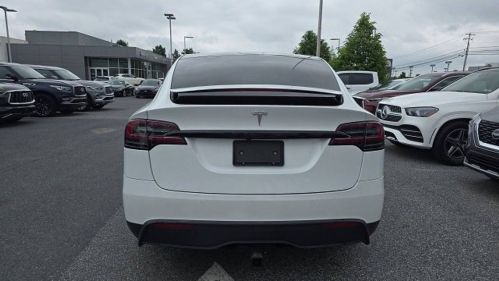 2022 Tesla Model X - Images - 5