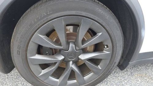 2022 Tesla Model X - Images - 21