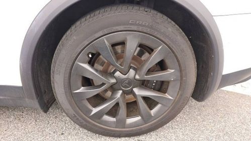 2022 Tesla Model X - Images - 22