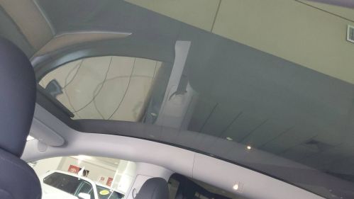 2024 Tesla Model Y 7SAYGDEE5RA319046