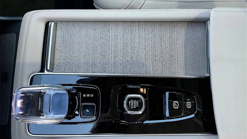 2025 Volvo XC90 YV4H60PB1S1379013