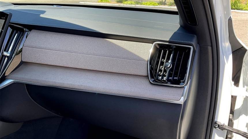 2025 Volvo XC90 YV4H60PB1S1379013