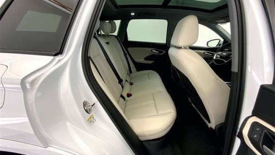 2025 Audi Q6 e-tron WA114BGFXSA040592