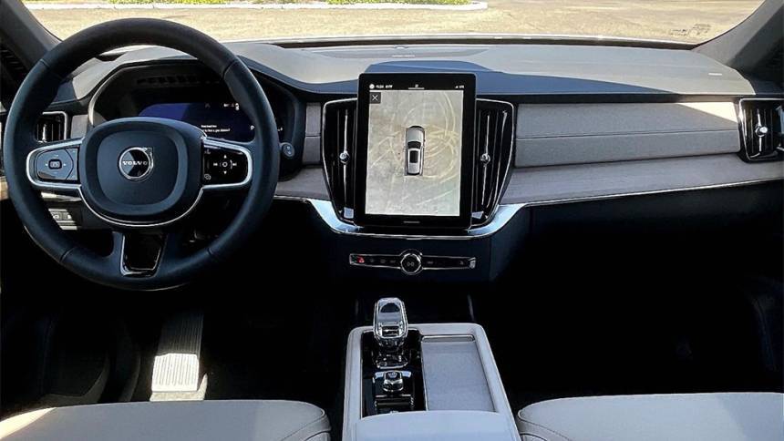 2025 Volvo XC90 YV4H60PB1S1379013