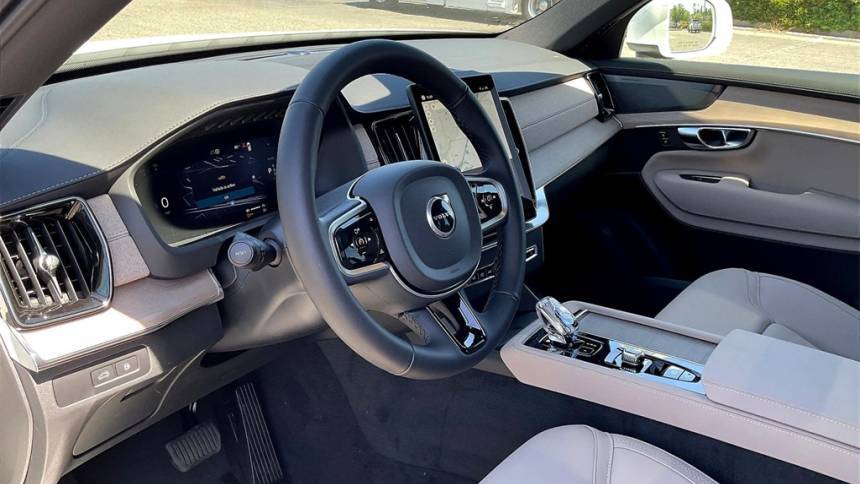 2025 Volvo XC90 YV4H60PB1S1379013