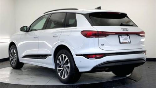 2025 Audi Q6 e-tron WA114BGFXSA040592