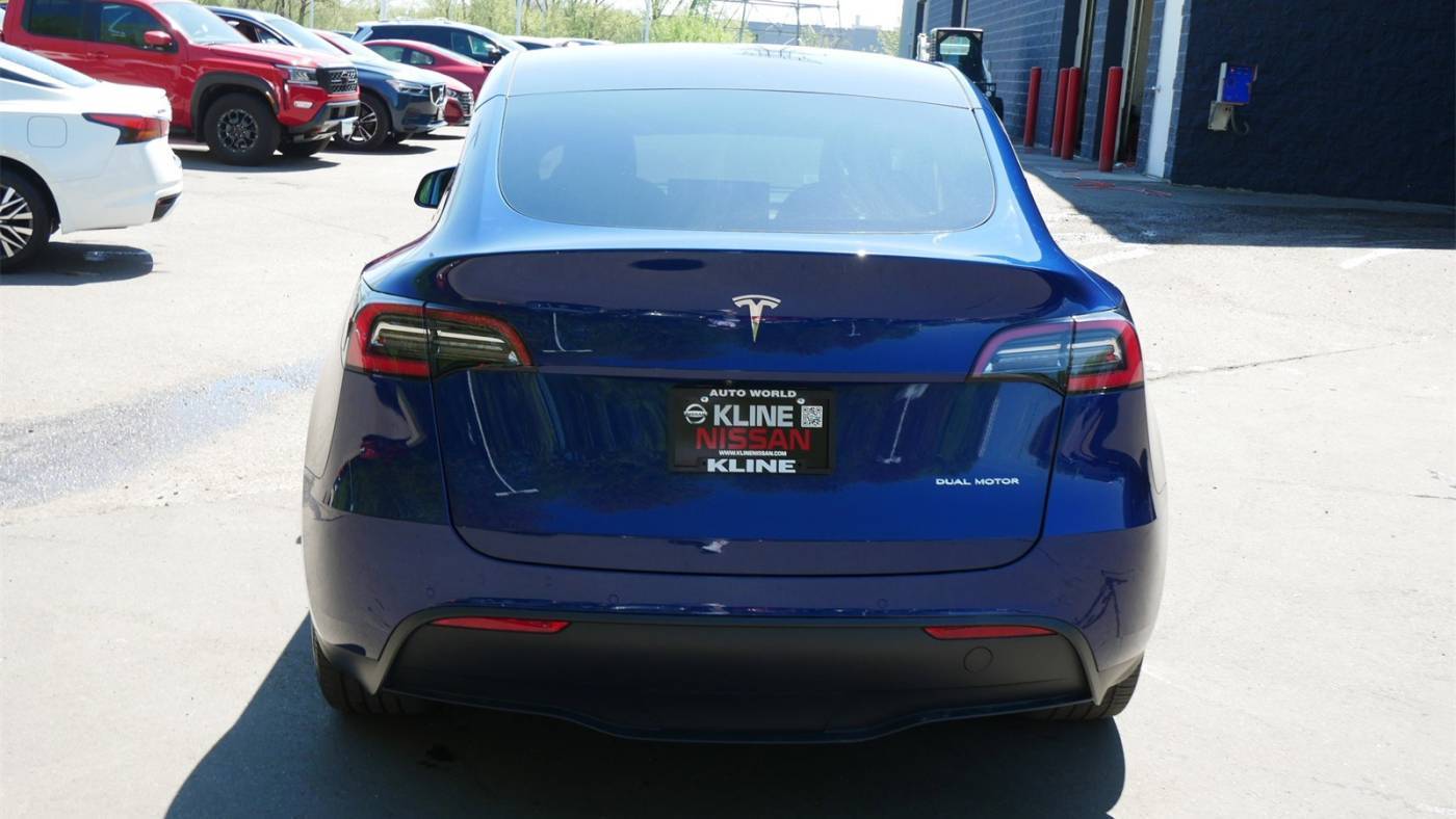 2021 Tesla Model Y 5YJYGDEE0MF079798