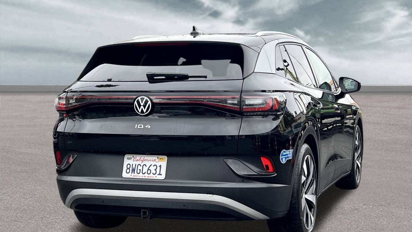 2021 Volkswagen ID.4 WVGDMPE25MP011898