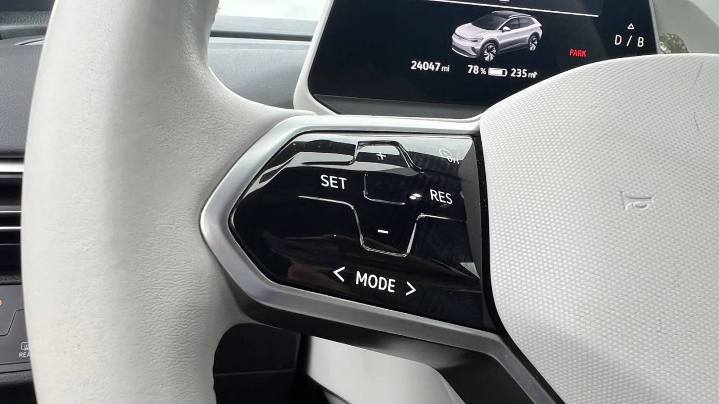 2021 Volkswagen ID.4 WVGDMPE25MP011898