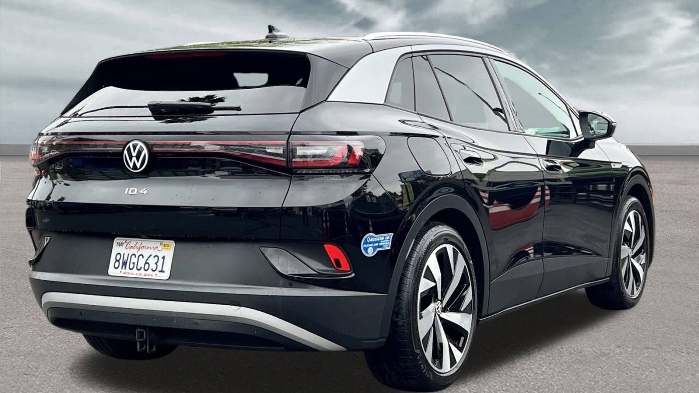 2021 Volkswagen ID.4 WVGDMPE25MP011898