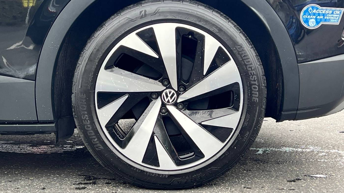 2021 Volkswagen ID.4 WVGDMPE25MP011898