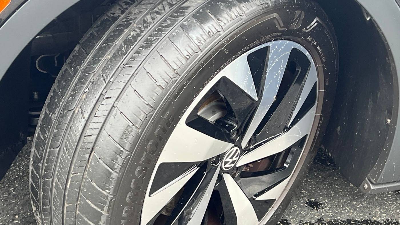 2021 Volkswagen ID.4 WVGDMPE25MP011898