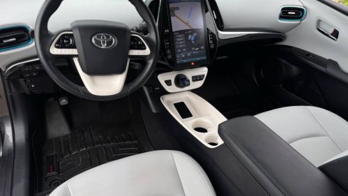 2017 Toyota Prius Prime - Images - 2
