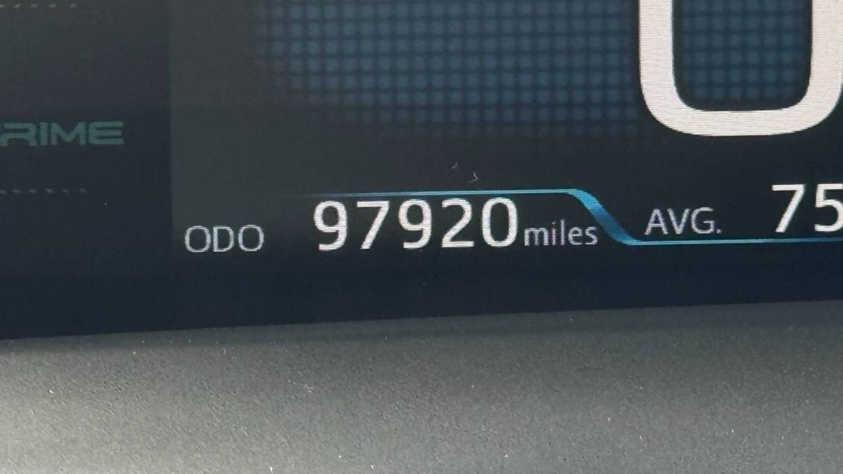 2017 Toyota Prius Prime - Images - 3