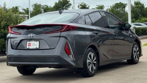 2017 Toyota Prius Prime - Images - 15