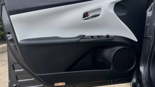 2017 Toyota Prius Prime - Images - 22