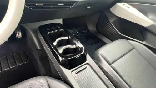 2021 Volkswagen ID.4 WVGDMPE25MP011898