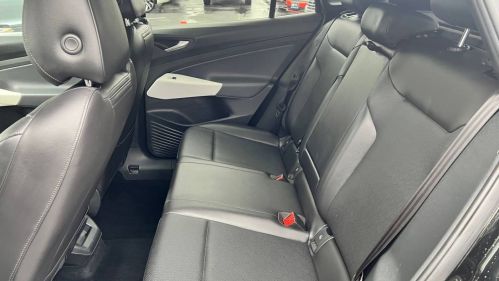 2021 Volkswagen ID.4 WVGDMPE25MP011898