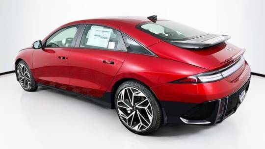 2025 Hyundai IONIQ 6 KMHM34AC8SA093156