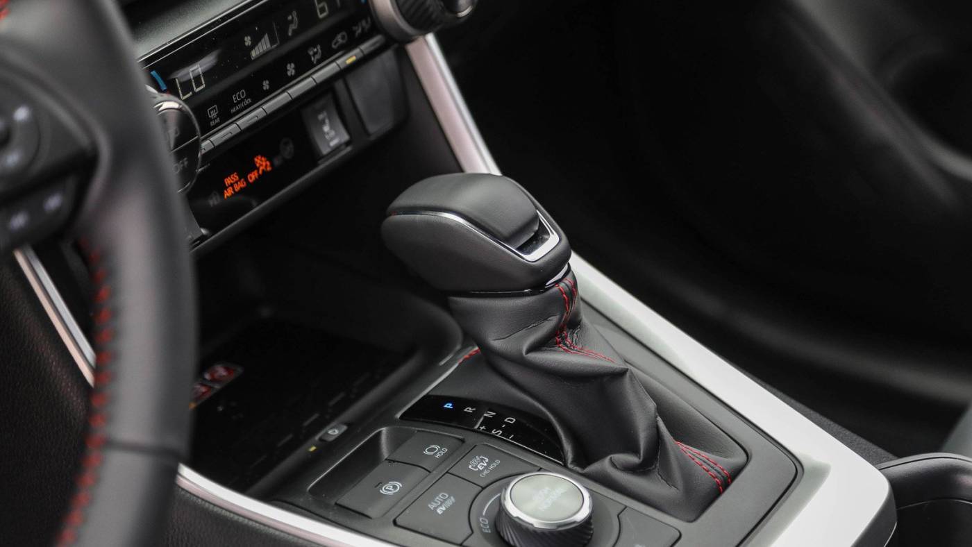2025 Toyota RAV4 Plug-In Hybrid JTMEB3FV2SD245138