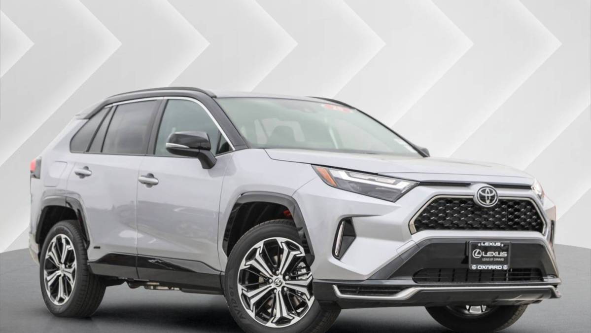 2025 Toyota RAV4 Plug-In Hybrid JTMEB3FV2SD245138