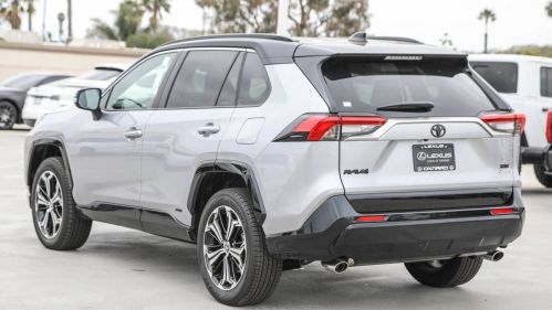 2025 Toyota RAV4 Plug-In Hybrid JTMEB3FV2SD245138