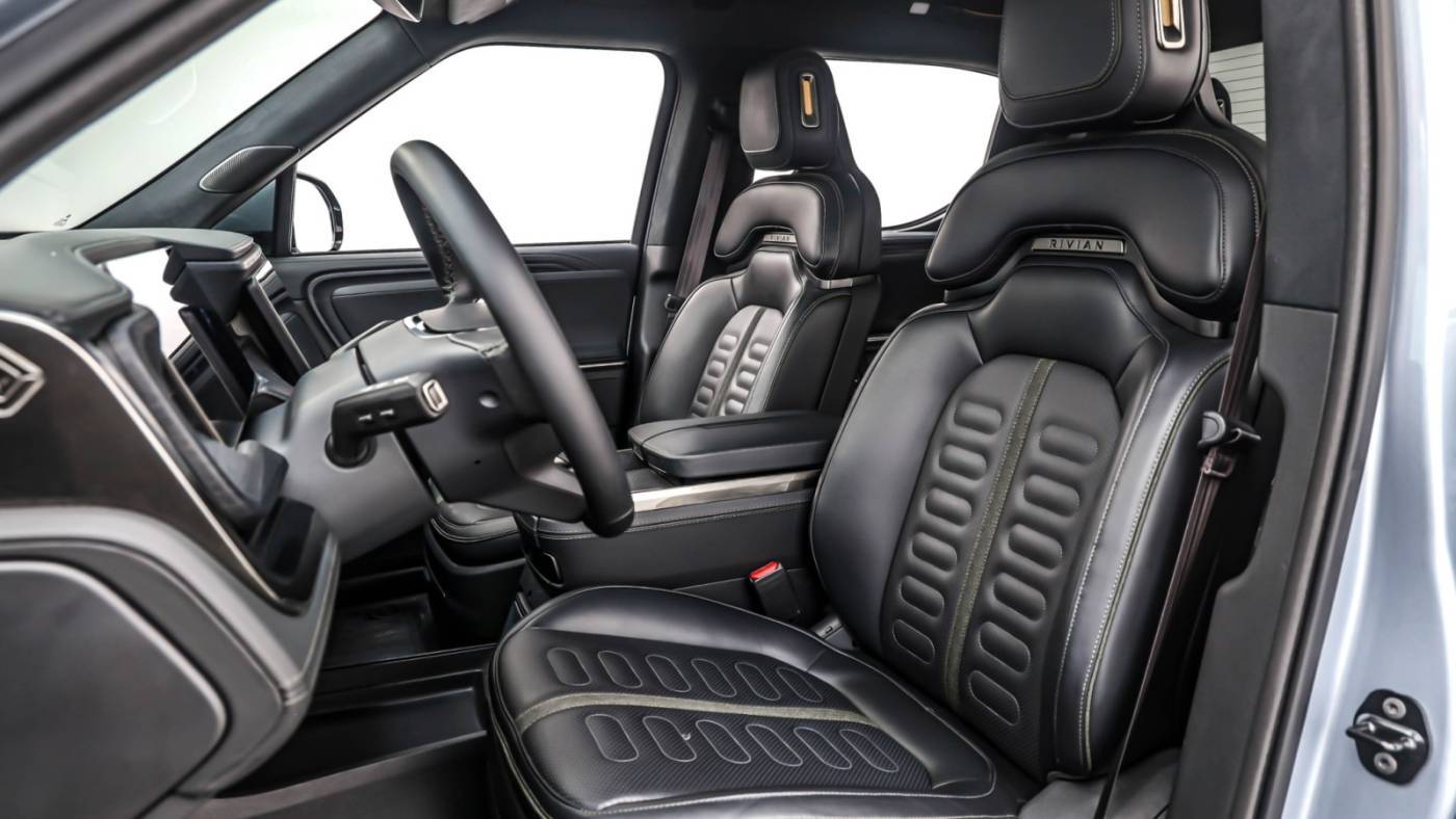 2024 Rivian R1T 7FCTGBAA9RN033116